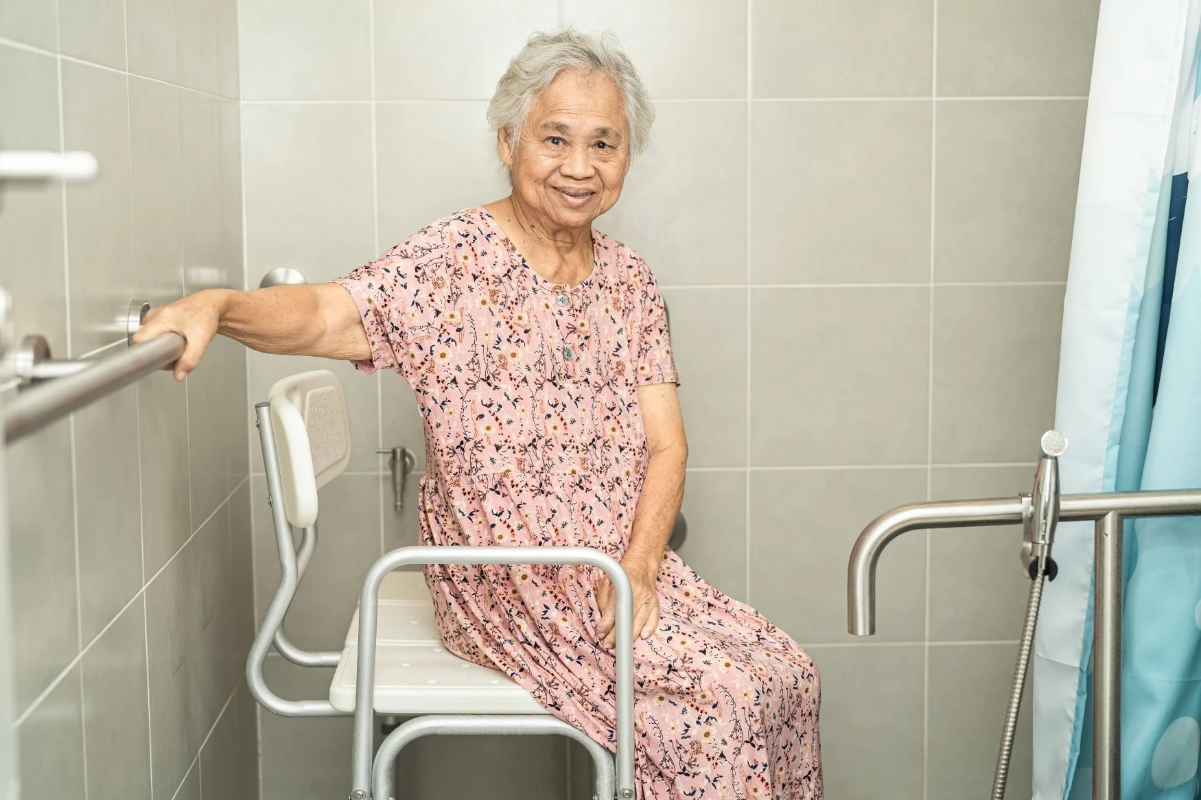 Shower Aids: Making Showering Safer & More Accessible